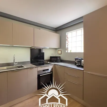 Le Patio Vauban Airco Garage For 4 By Sunset Antibes